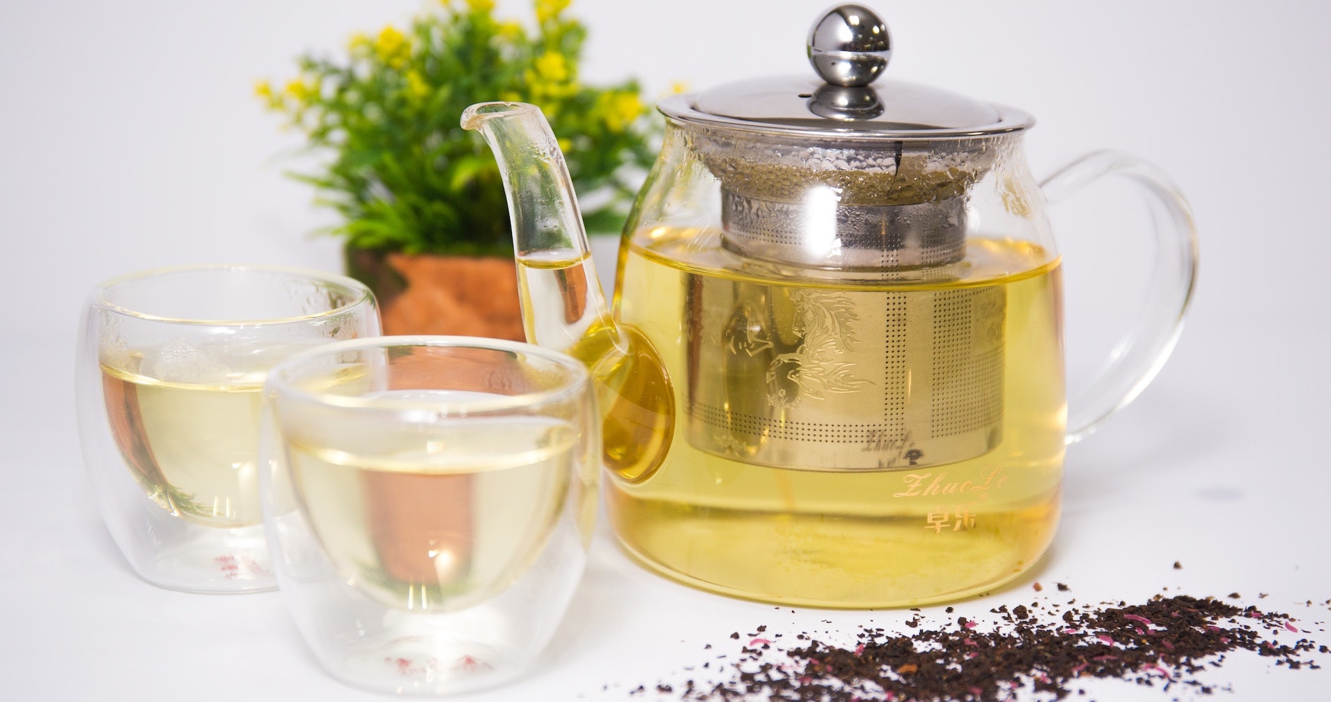 Teapot and two teacups